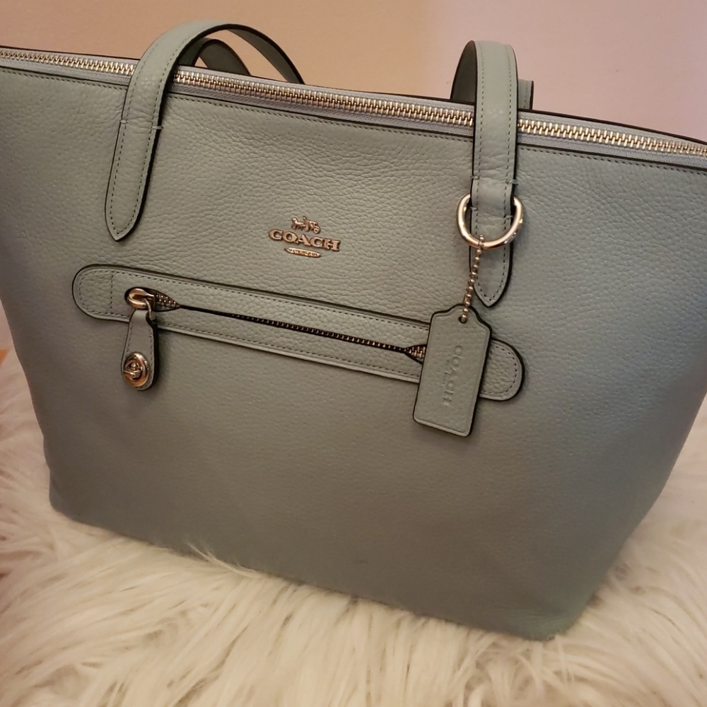 COACH•LARGE PEBBLE TAYLOR TOTE BAG•LIGHT TURQUOISE